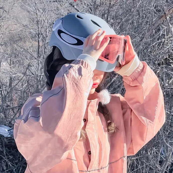 香闺春暖